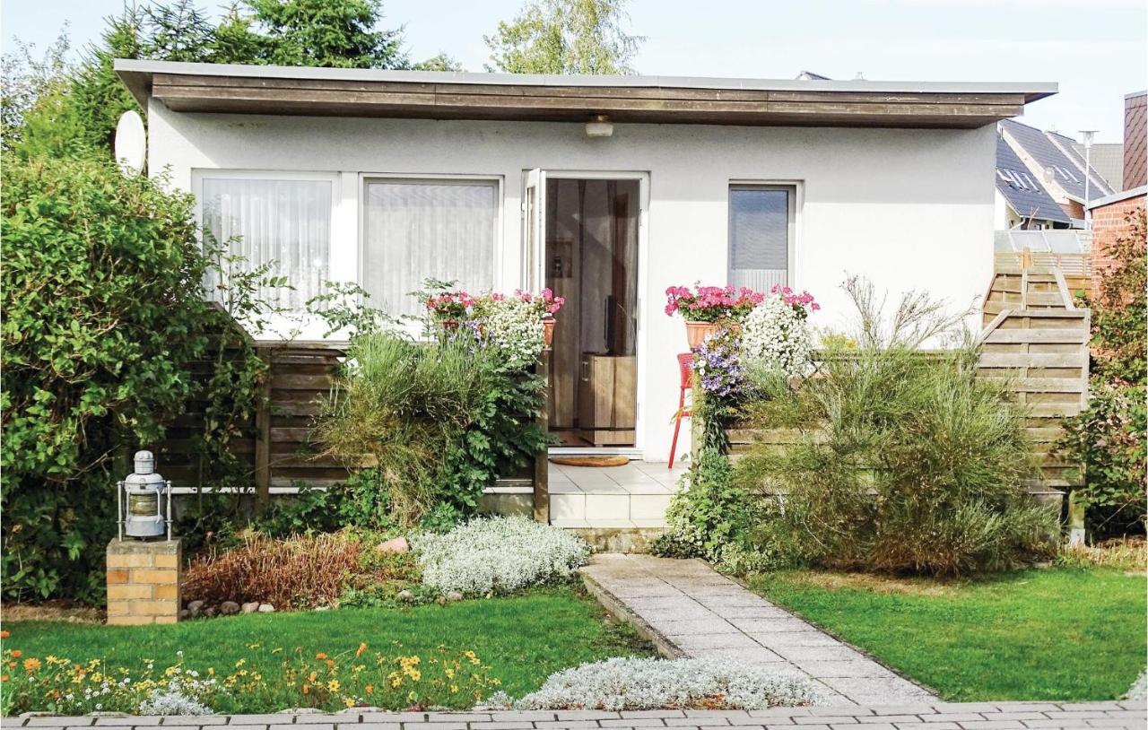 Nice Home In Insel Poel With House Sea View Exterior photo