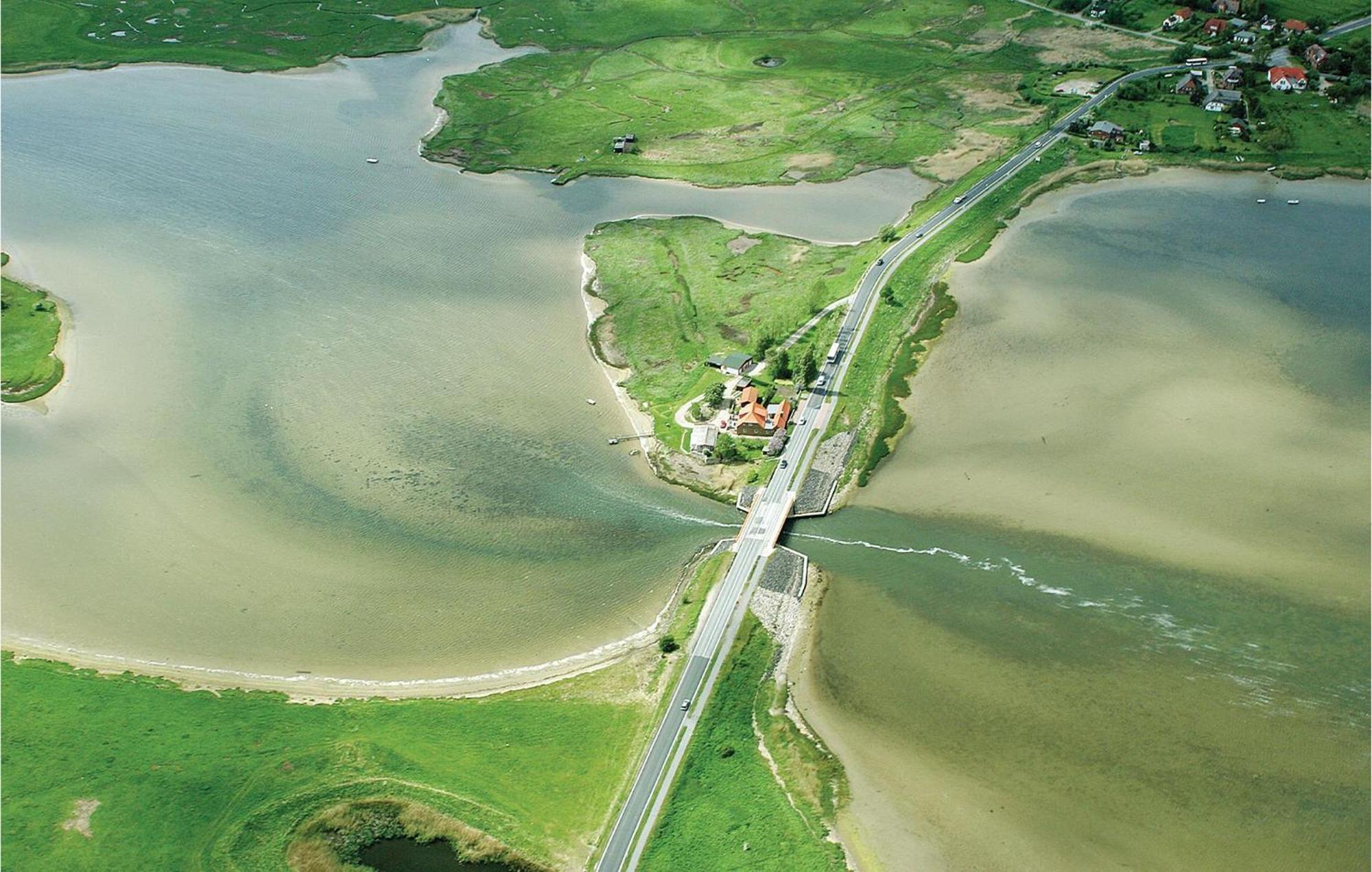 Nice Home In Insel Poel With House Sea View Exterior photo